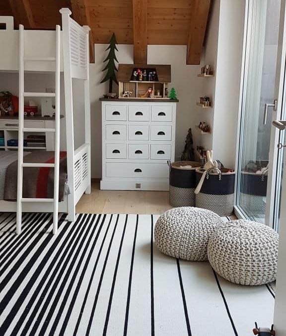 Swiss Chalet Kids Bunk Room