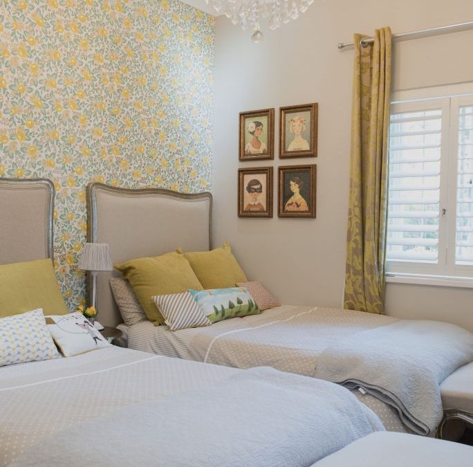 Elphinstone House – The Girls Bedroom