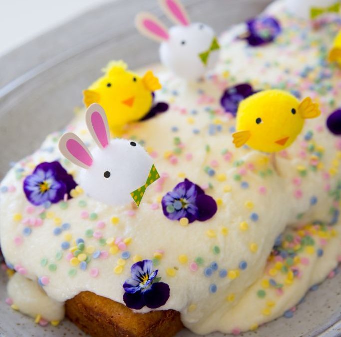 Hummingbird Easter Cake