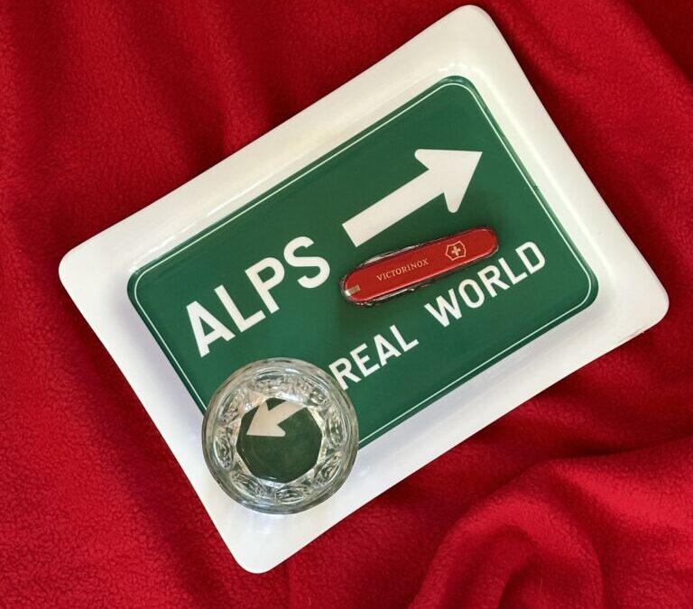 To The Alps Tray